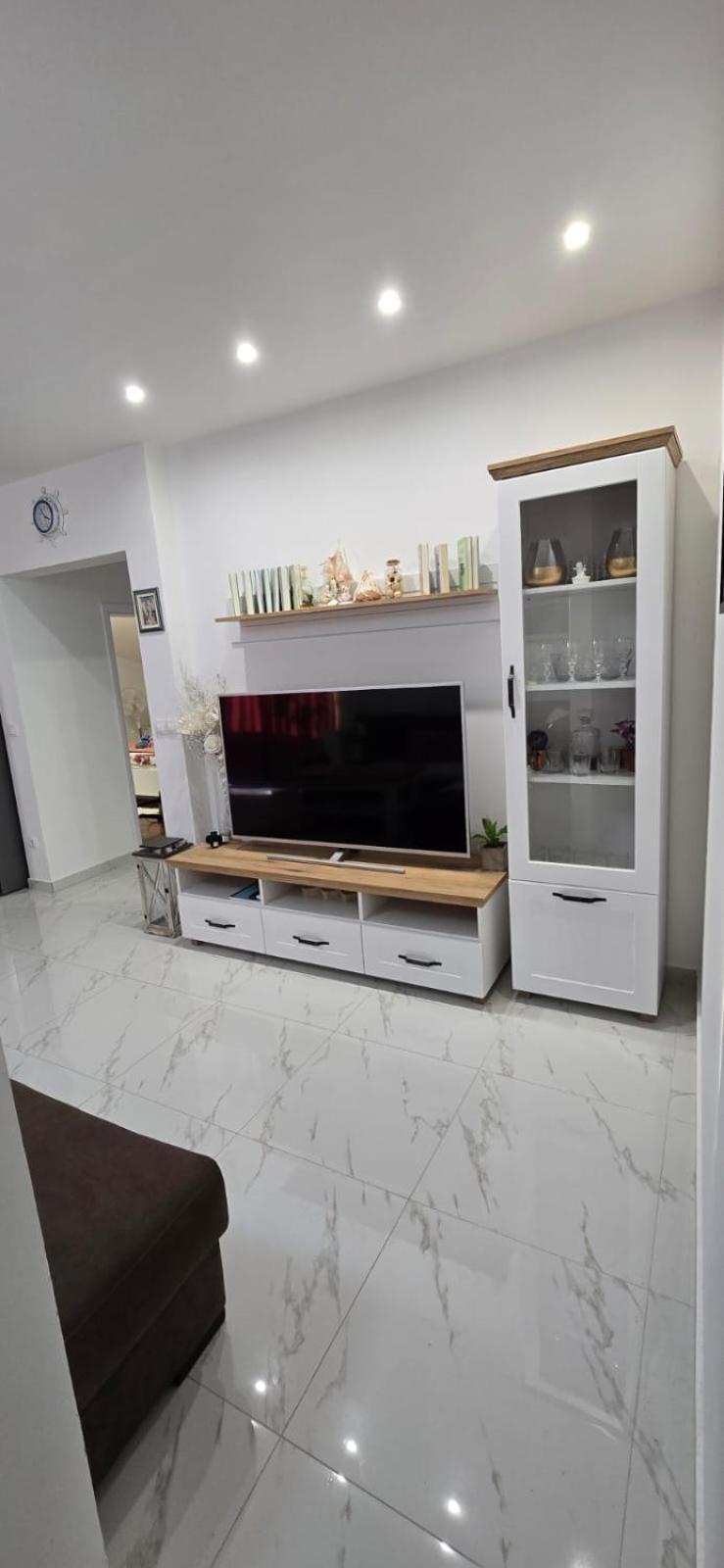 Apartman Grosic Brna Exteriör bild