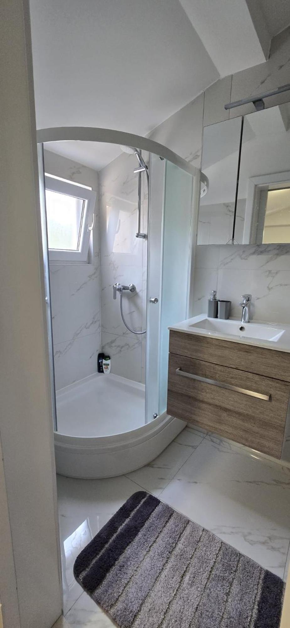 Apartman Grosic Brna Exteriör bild
