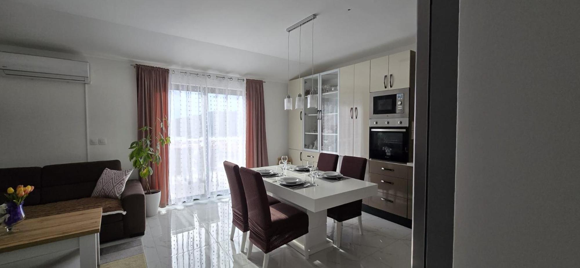 Apartman Grosic Brna Exteriör bild