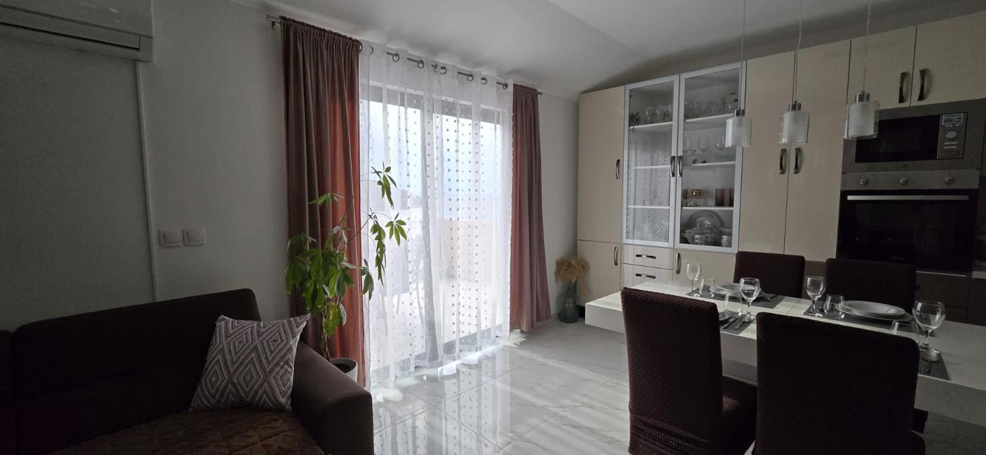 Apartman Grosic Brna Exteriör bild